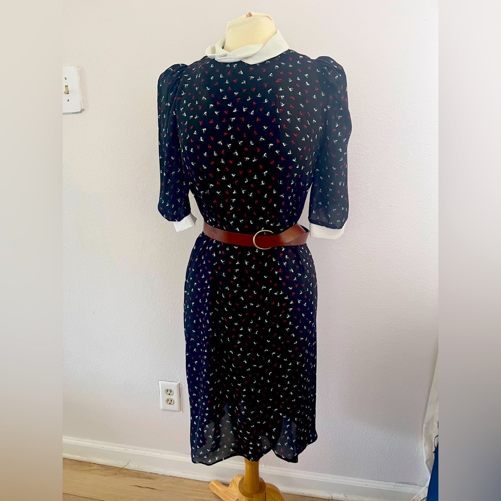Peter Pan Collar printed wrap dress sz5-6